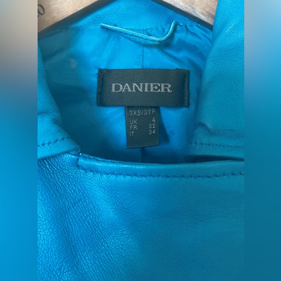 Danier blue asymmetrical zipper genuine leather jacket - Picture 4 of 5